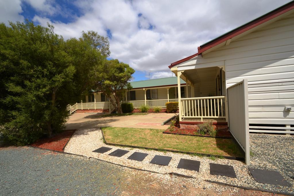 Echuca Holiday Units Екстер'єр фото